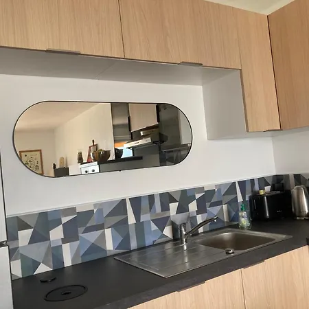 T3 Classé 3 étoiles Vue Avec Terrasse ,plage 2 Minutes à Pied