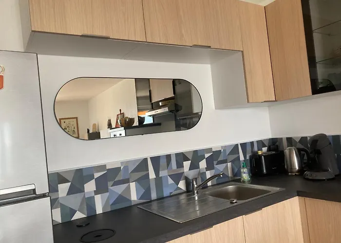 T3 Classé 3 étoiles Vue Avec Terrasse ,plage 2 Minutes à Pied